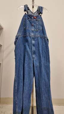 Dickies Men's Indigo Blue Denim Bib Overalls - Rugged Workwear (40x32)